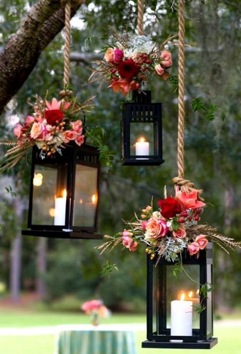 valentine ru nhau di xem trien lam hoa tiec yeu