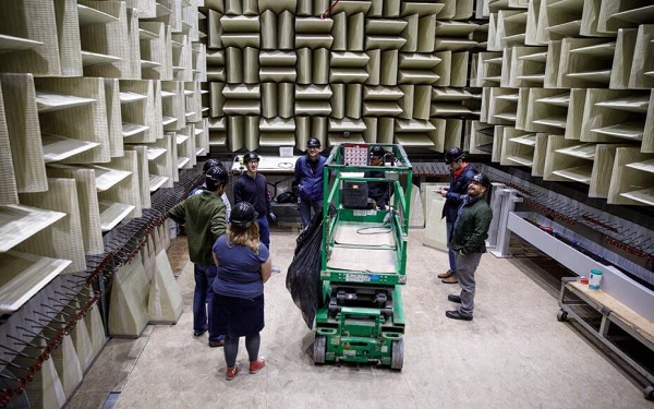 tiep noi microsoft facebook cung xay phong yen tinh nhat the gioi