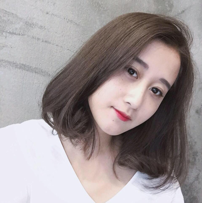 danh tinh gai xinh ngu gat duoc dan mang dua nhau tim kiem