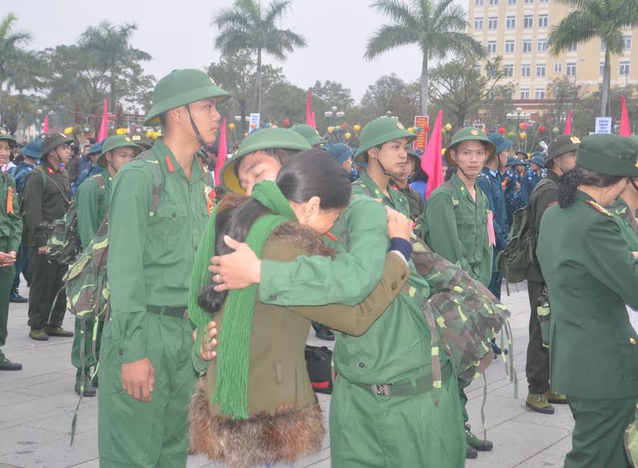 thanh nien ca nuoc san sang len duong nhap ngu