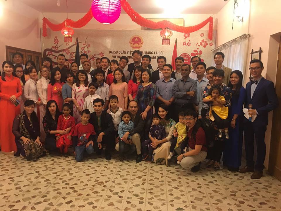 tet sum vay cua cong dong nguoi viet tai bangladesh