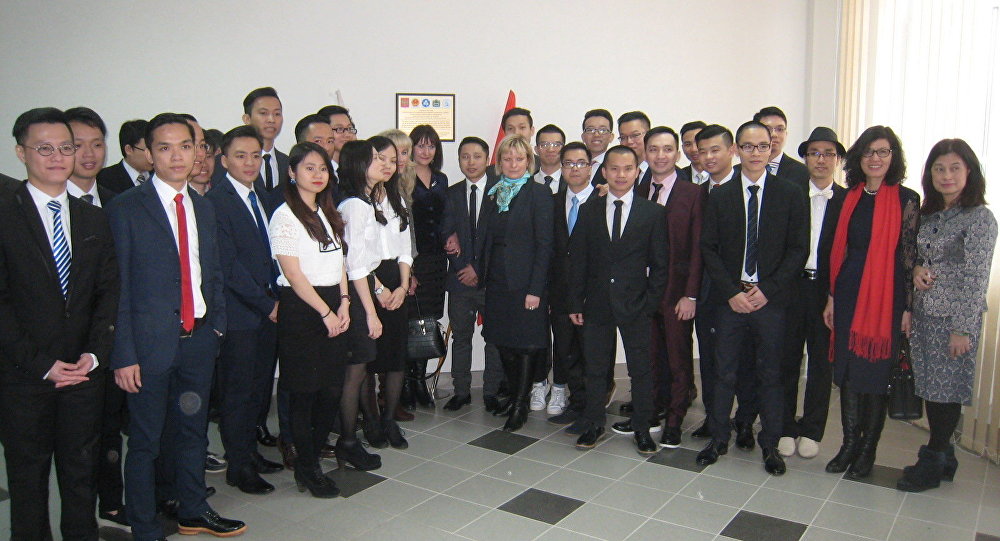 lua sinh vien viet dau tien tot nghiep nganh nang luong hat nhan tai nga