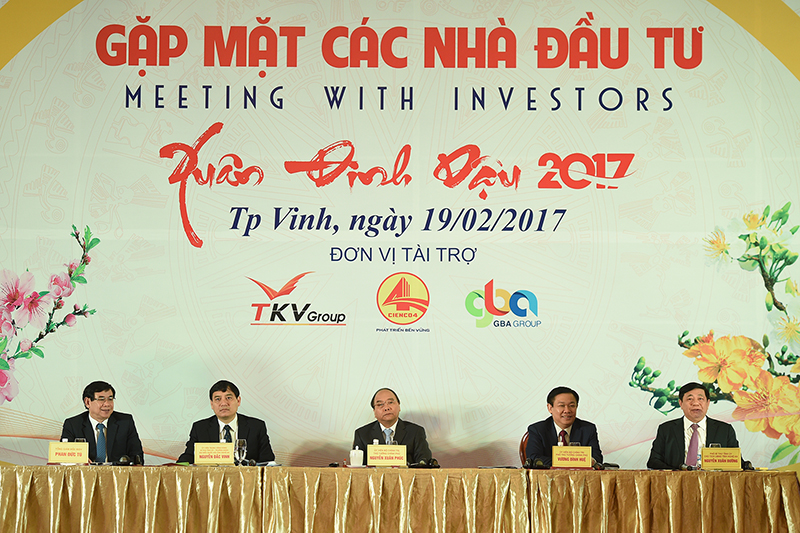 thu tuong du hoi nghi gap mat cac nha dau tu tai nghe an