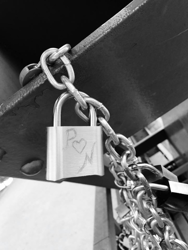 hoa hau thu ngan hon tinh cam chong dai gia hon 19 tuoi