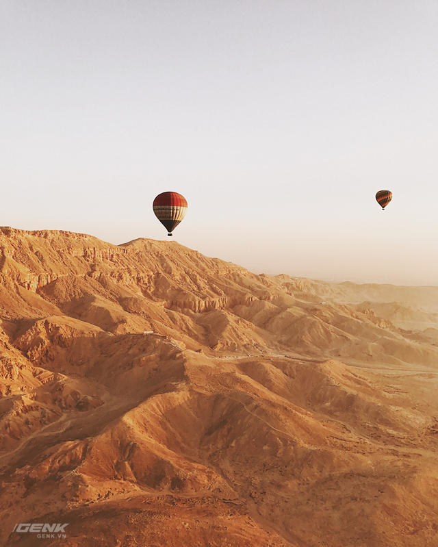 cau chuyen day cam hung cua ban tre lan dau tien mang ao dai viet nam den ai cap