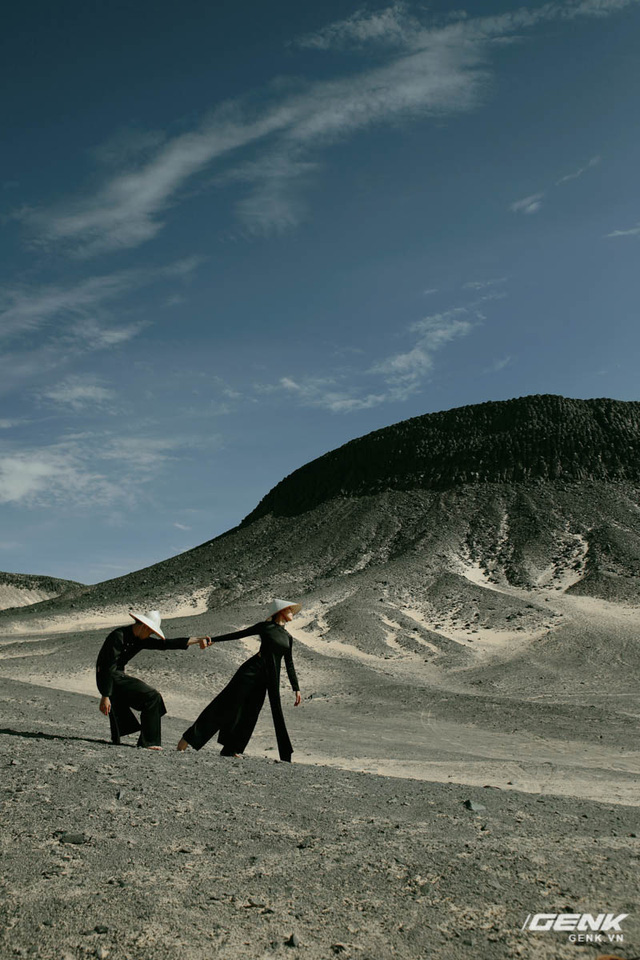 cau chuyen day cam hung cua ban tre lan dau tien mang ao dai viet nam den ai cap