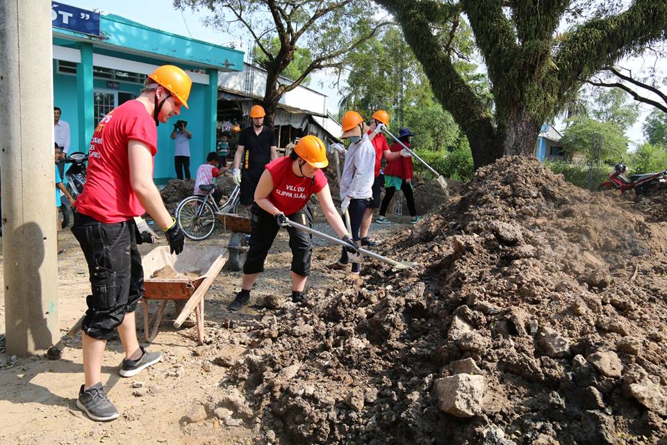 actionaid mo rong duong toi truong cho hoc sinh kien giang