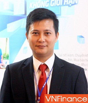 nhan luc co phieu tang gia hang loat lanh dao ngan hang tranh thu ban ra thu ve tien ty an tet
