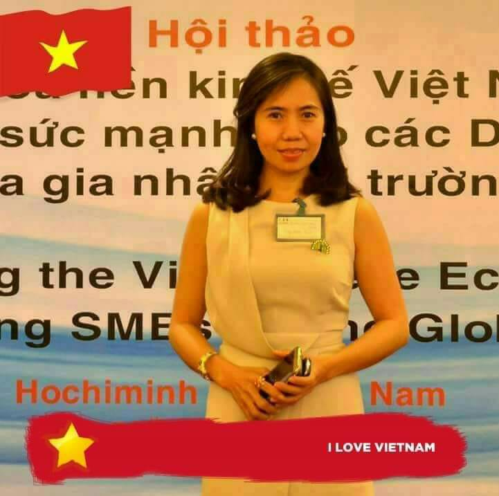 dong phuc minh khoi net dep van hoa viet ngoi sang noi tung duong kim soi chi