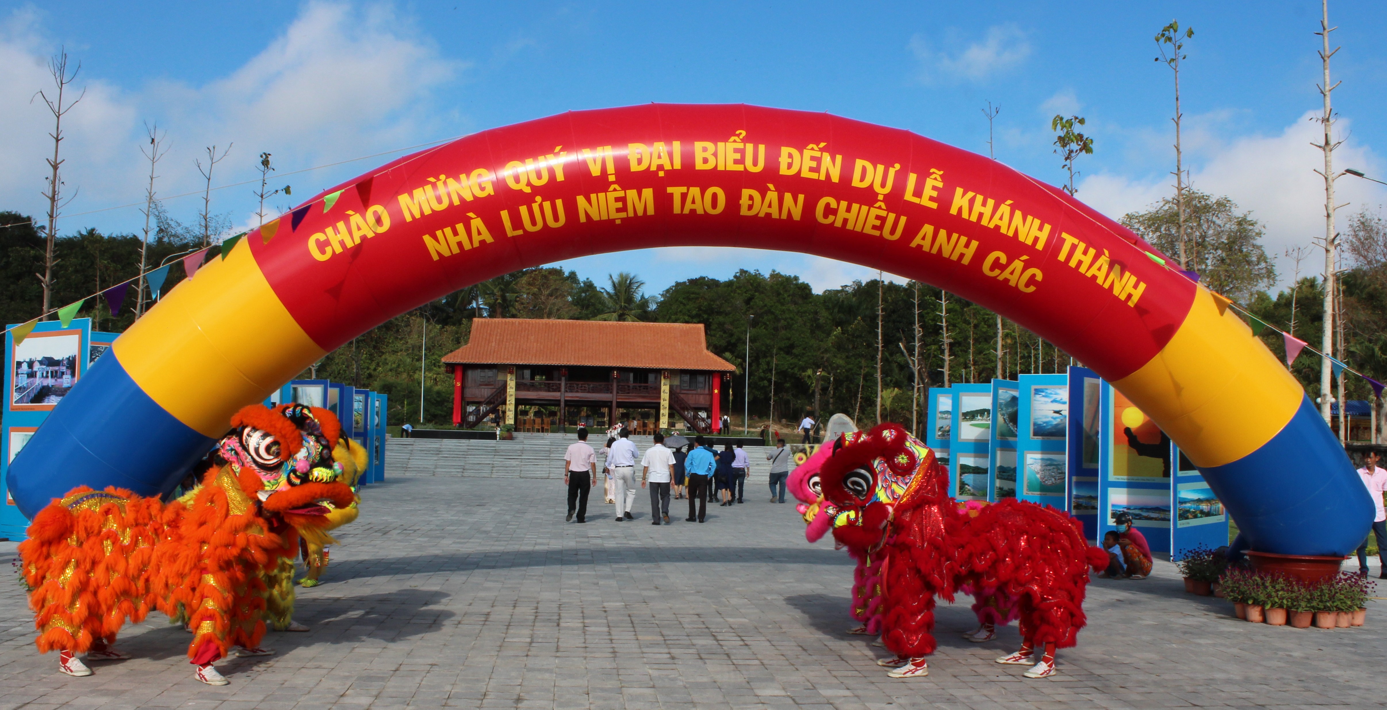 kien giang khanh thanh cong trinh nha luu niem tao dan chieu anh cac