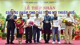 tac pham cua nu sinh viet 17 tuoi duoc trien lam tai bao tang my thuat nhat ban