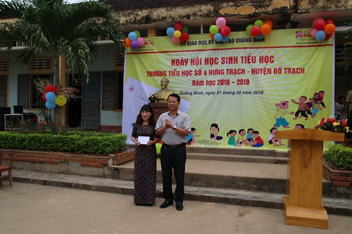 quang binh tung bung ngay hoi hoc sinh tieu hoc nam hoc 2018 2019