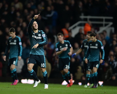 west ham 0 1 chelsea hazard lap cong chelsea bang bang ve dich