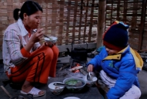 trinh chieu chum phim tai lieu ve de tai nu quyen