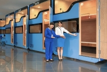 sleep pod hop ngu mien phi danh cho du khach tai san bay noi bai
