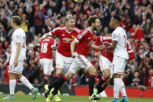 liverpool mu cho van gaal thiet lap ky luc