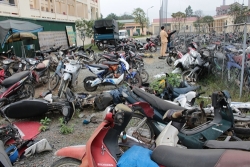 tx ky anh ha tinh gian nan chuyen xu ly bai giu xe vi pham tro trui ngoai troi