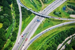 hon 15000 ty dong xay dung duong cao toc nghi son tp vinh