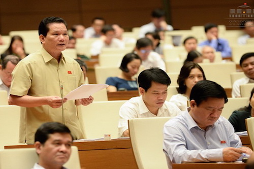 hom nay quoc hoi thao luan ve cac bao cao nhiem ky