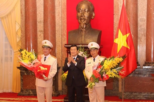 chu tich nuoc phong ham thuong tuong cho 2 thu truong cong an