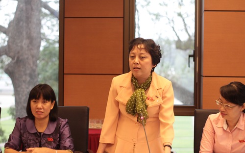 lam dai bieu quoc hoi an khong ngon ngu khong yen