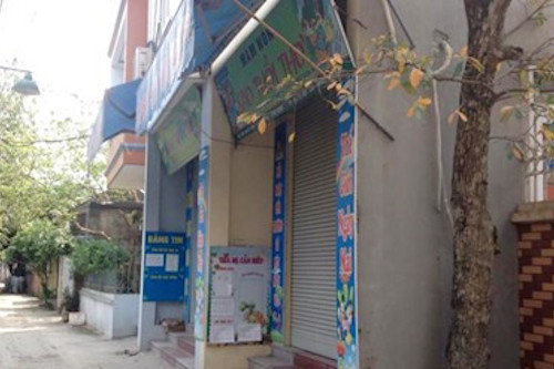 ha noi be trai 15 thang tuoi tu vong truong mam non tam dong cua