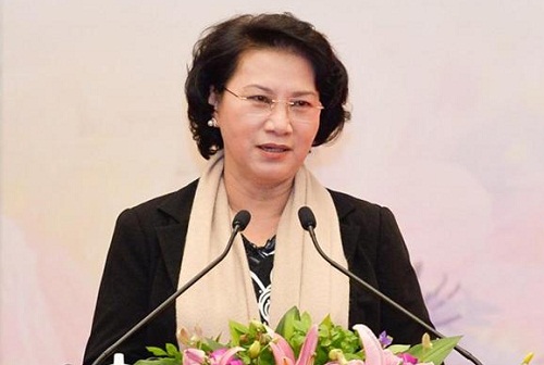 lan dau tien tu tru se co lanh dao nu