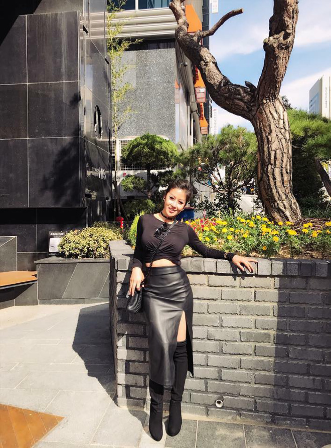 su that ve co gai trong clip hoa hau doi xe sang tai sai gon