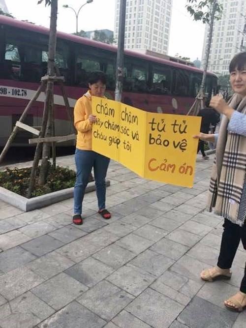 ba me han quoc cam bien xin nguoi dan khong di len via he tai ha noi