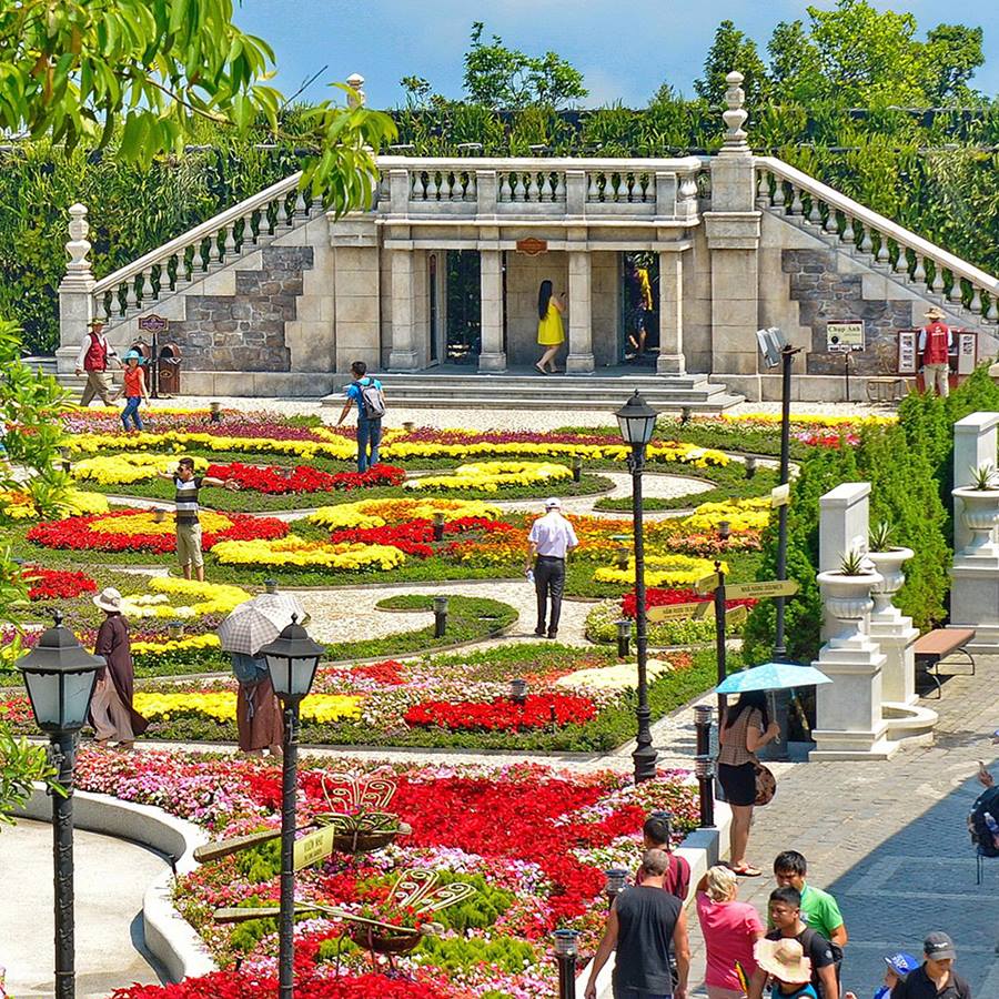 le hoi duong pho soi dong chao mung 83 tai kdl tai ba na hills