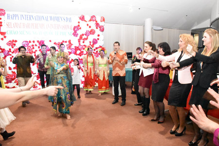 cong dong nguoi viet o nuoc ngoai ky niem 83