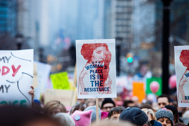 dung vui khi mung 83 nay ban nhan duoc hoa facebook ngap tran loi chuc co canh boi chi co viet nam moi the