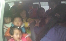 khong the ngo o to 7 cho dua don hoc sinh lai di nhoi nhet toi 33 nguoi