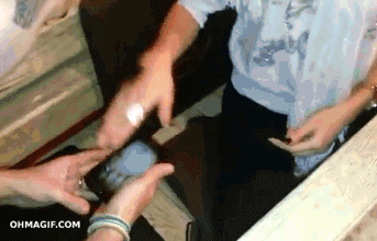 14 mon qua lay loi tang cac co gai nhan ngay quoc te phu nu