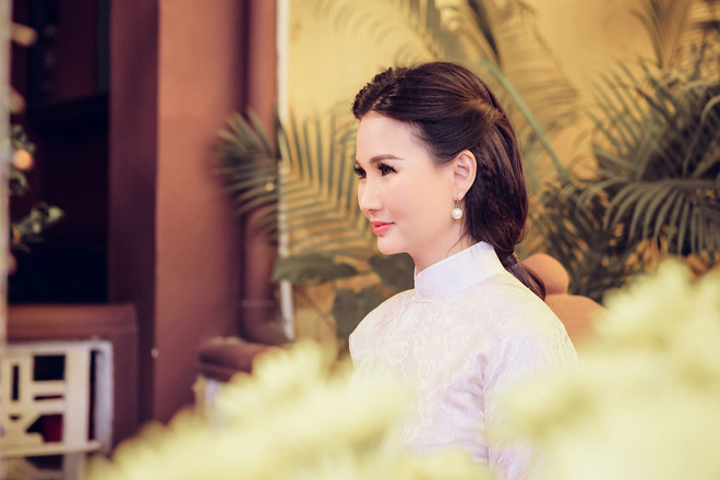 hoa hau quy ba suong dang hoa than thanh thieu nu ha noi xua