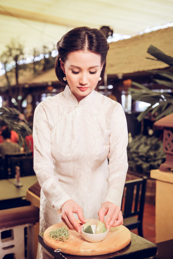 hoa hau quy ba suong dang hoa than thanh thieu nu ha noi xua