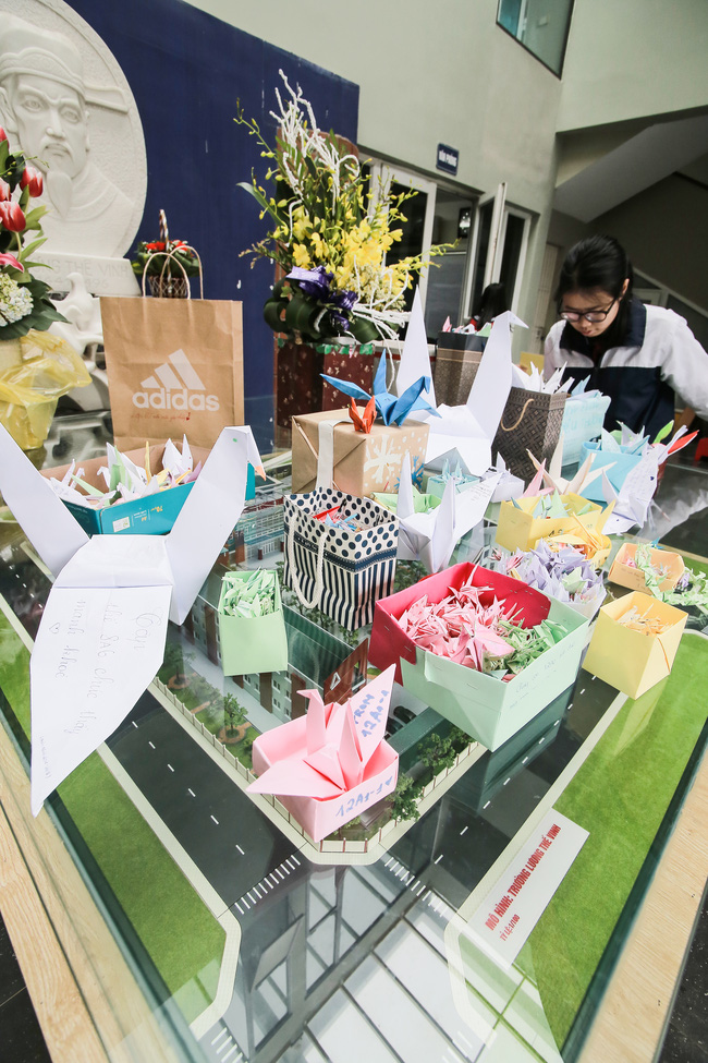 hoc sinh luong the vinh gui dieu uoc vao 19000 hac giay mong thay van nhu cuong som phuc hoi