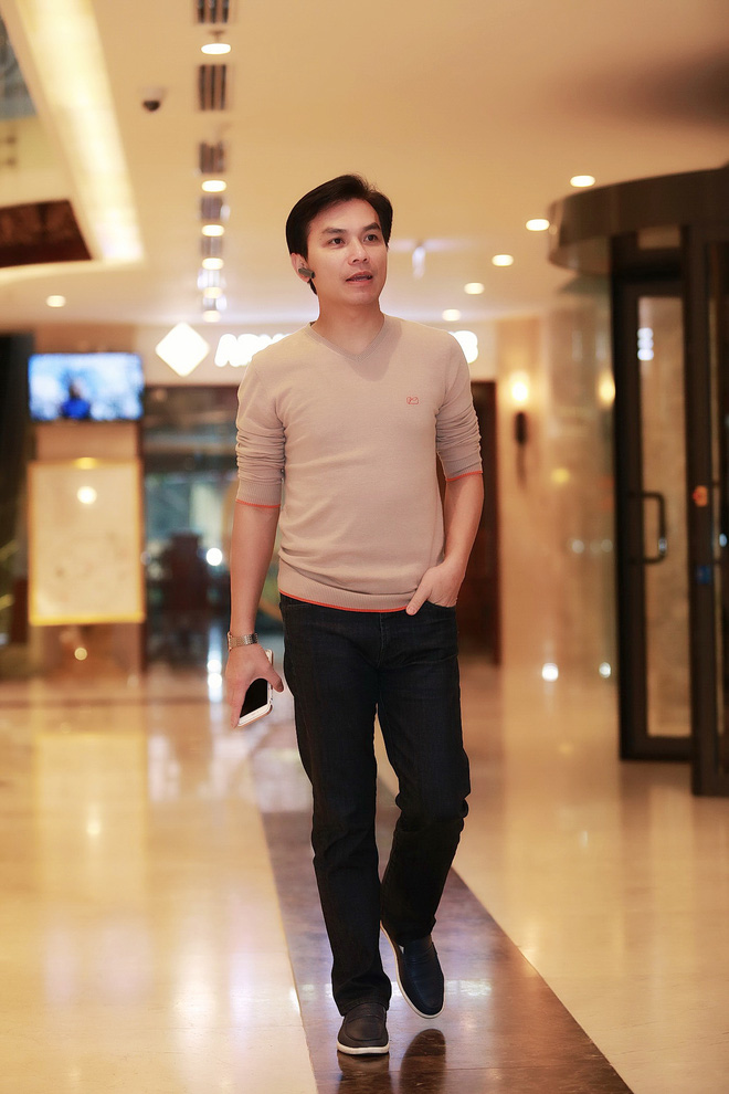 Hình ảnh bảnh bao của ca sĩ Mạnh Quỳnh ở Hà Nội  Thời Đại