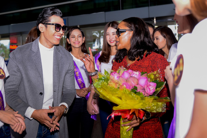 ca si shontelle den viet nam bieu dien