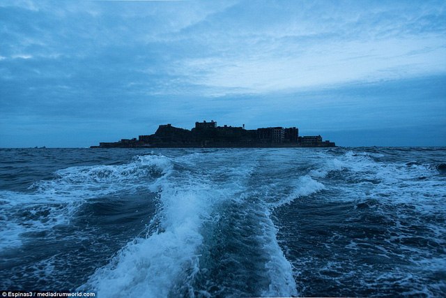 dao chien ham noi ghi hinh bo phim skyfall dinh dam
