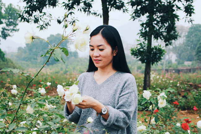 con duong khoi nghiep voi 20000 goc hoa hong sach cua nu luat su ha noi