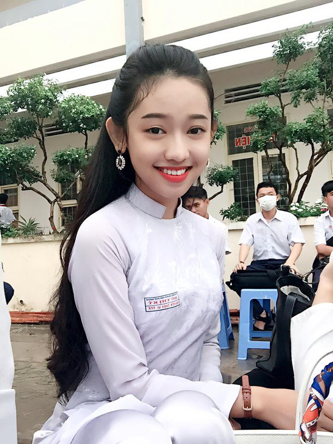 thuy vi tu ke thu ba den thi sinh the face