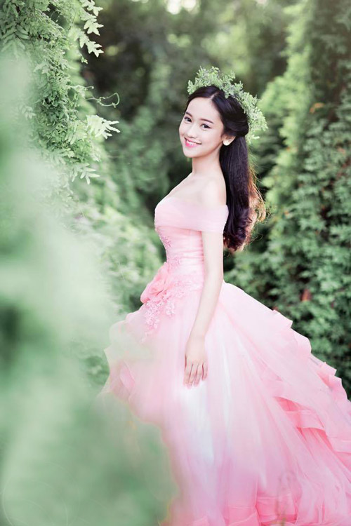 thuy vi tu ke thu ba den thi sinh the face