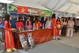 ao dai non la viet nam thu hut tai lien hoan asean 3