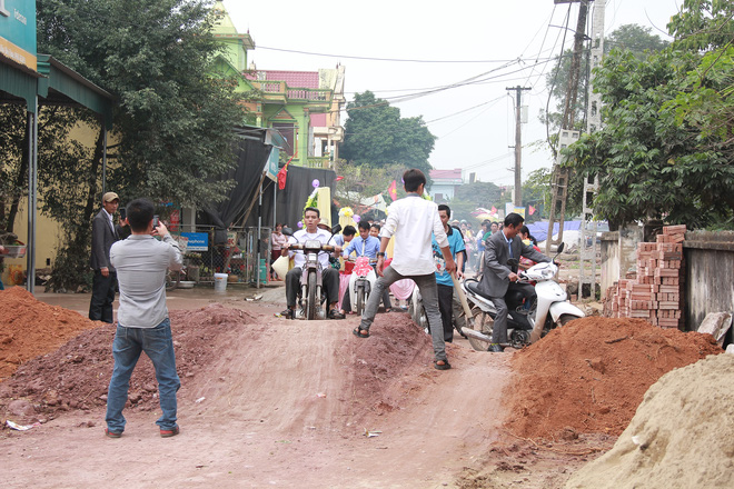 ruoc dau bang xe cho lua dam cuoi hiem thay tai thanh hoa