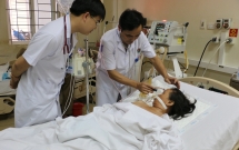 uong ruou nhieu suot 2 nam mot phu nu hon me sau