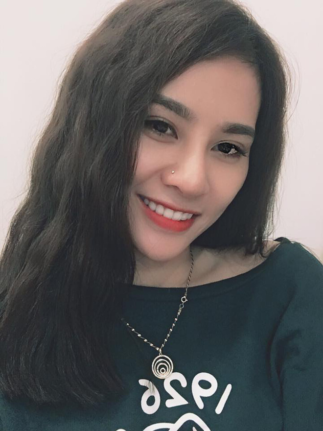 vua lam vua hat co nhan vien tham my xinh dep khien dan mang xon xang
