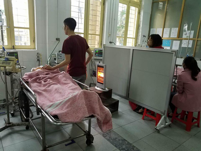 vu xe don dau dam vao xe tai toi nghe tieng dong kinh hoang nhieu nguoi bi hat vang khoi xe