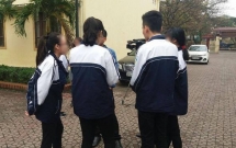 vu giam thi o nghe an bi to gian lan khi coi thi nhom thi sinh truc tiep chung kien su viec noi gi