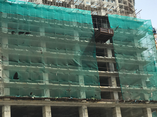 can canh du an khach san 43 tang xay khong phep den tang thu 9